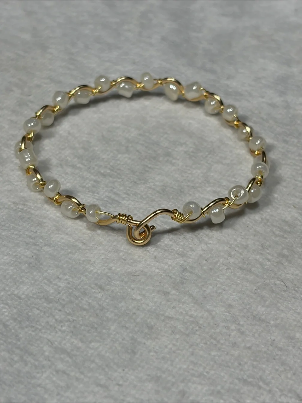 VCO Design Studio delicate gold